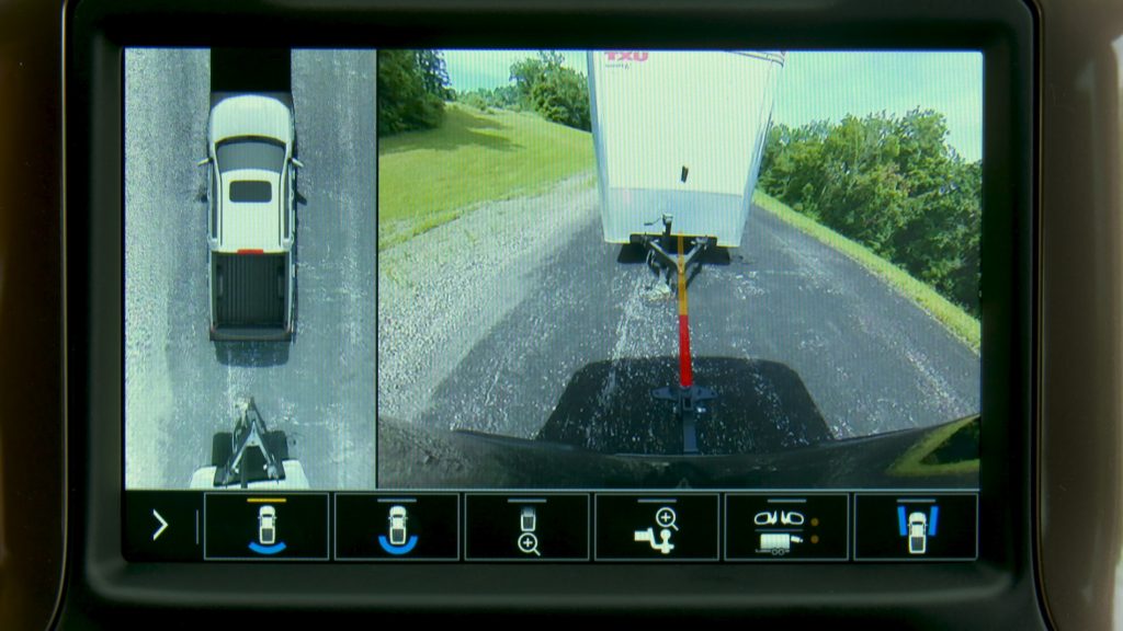 2019 Chevrolet Silverado 1500 Towing Technology 001 - Hitch Guidance with Hitch View
