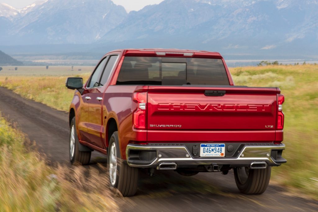 2019 Chevrolet Silverado LTZ exterior - August 2018 - Wyoming 008