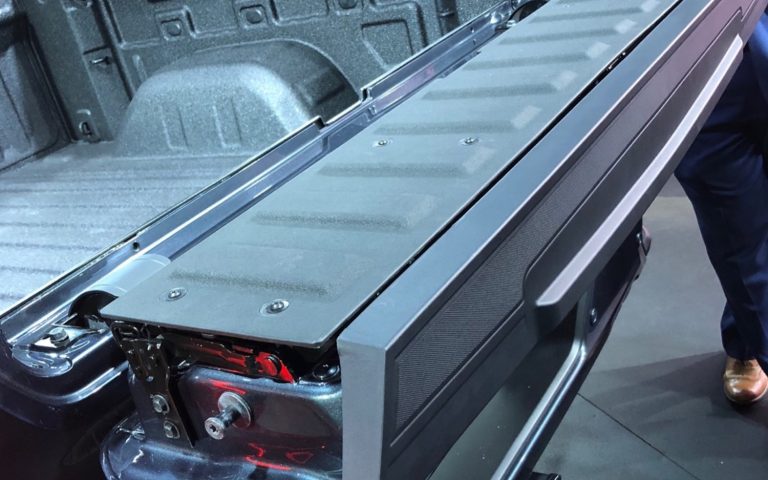 Standard Tailgate Still Available On 2021 GMC Sierra 1500