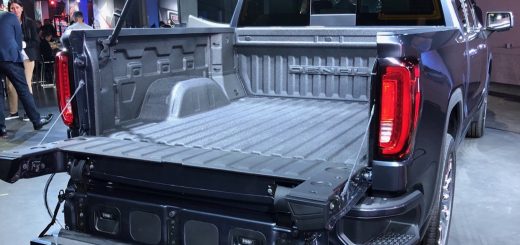 Standard Tailgate Still Available On 2021 GMC Sierra 1500