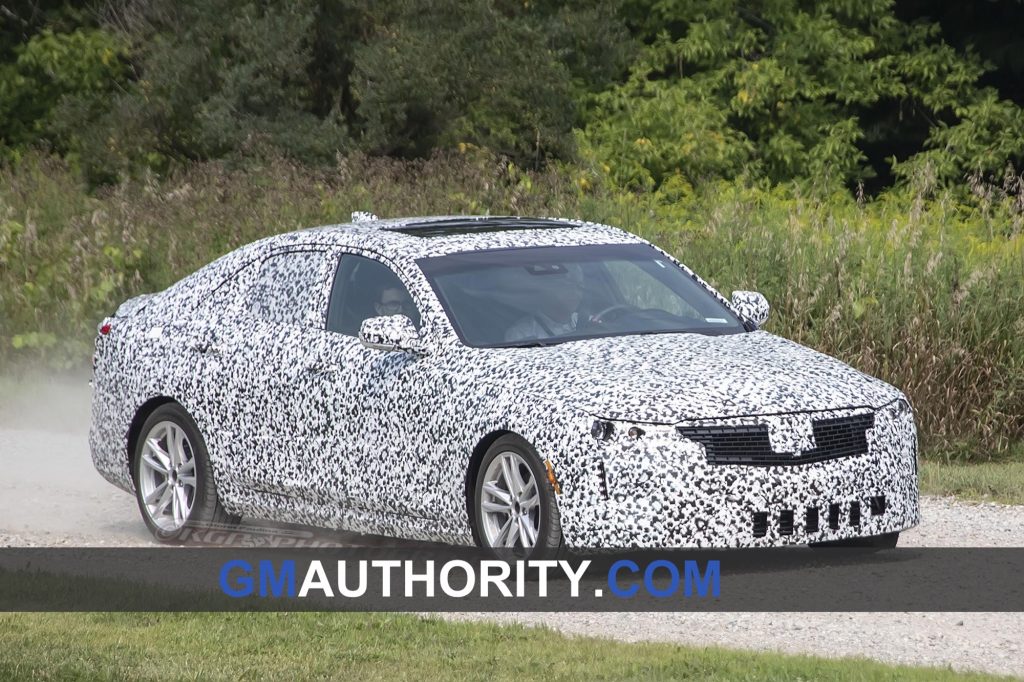 2020 Cadillac CT4 Luxury Spy Shots - Exterior - August 2018 004