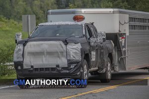 2020 Chevrolet Silverado HD - Spy Shots - Exterior - LED Light Signatures - August 2018 001