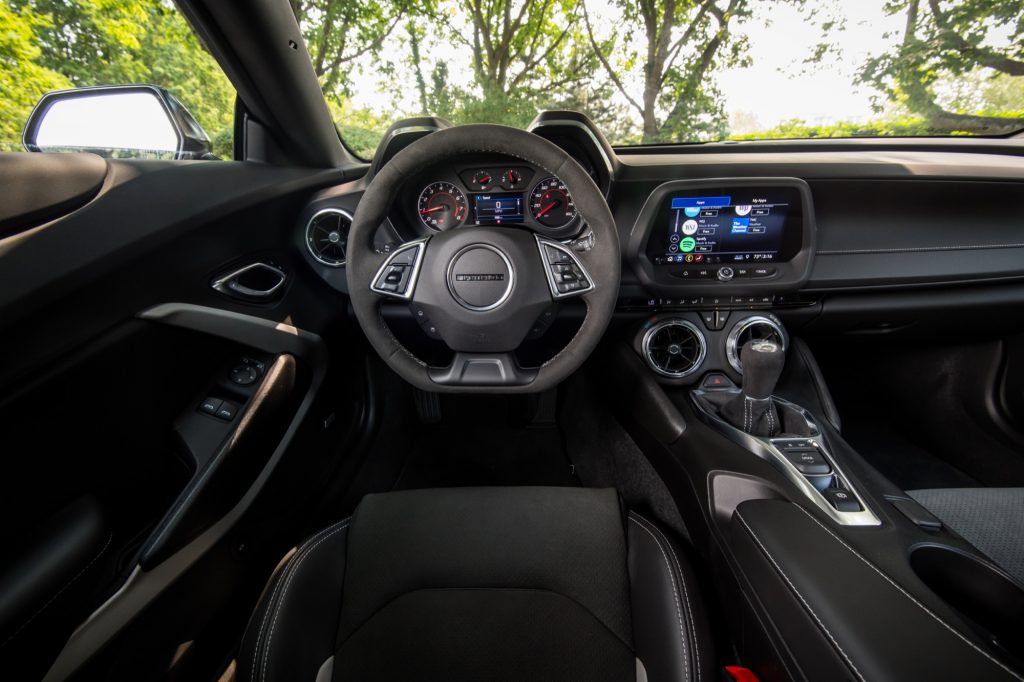 2019 Chevrolet Camaro LT Turbo 1LE Interior - First Drive - Seattle - September 2018 004 - cockpit