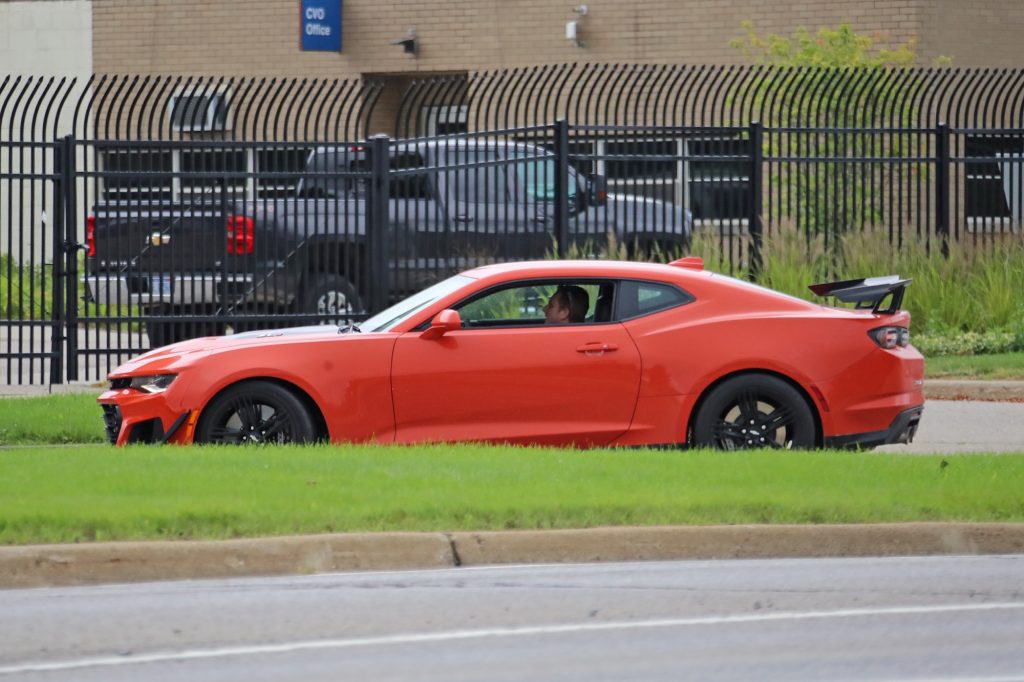 2019 Chevrolet Camaro ZL1 1LE exterior - Red Hot - real world pictures - September 2018 009