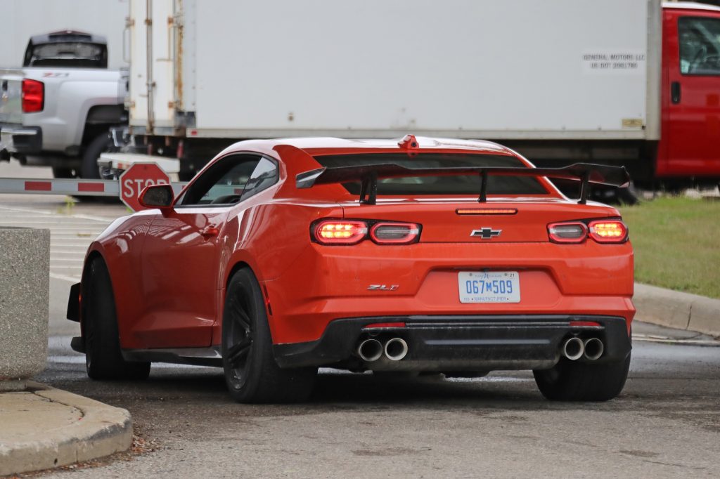 2019 Chevrolet Camaro ZL1 1LE exterior - Red Hot - real world pictures - September 2018 015