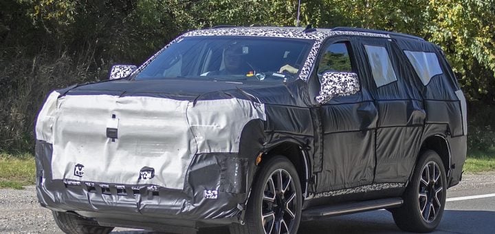 New Spy Photos Show Chevy S Upcoming 2020 Tahoe Rst Gm