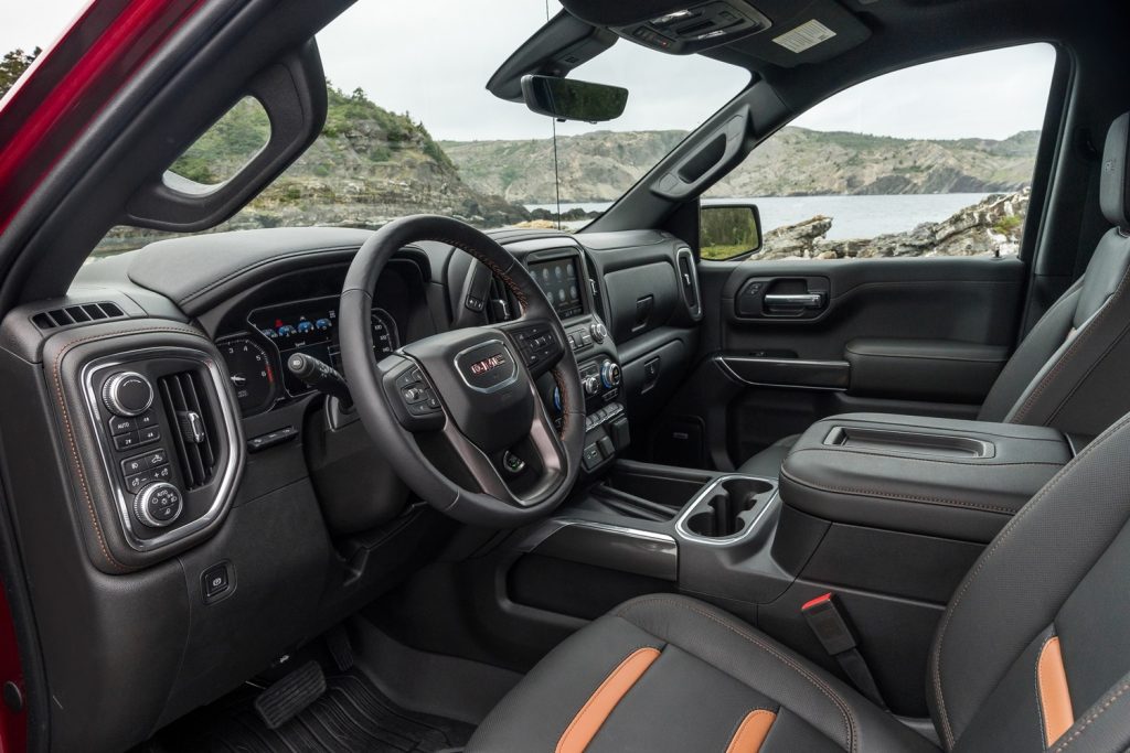 2019 GMC Sierra AT4 interior 002