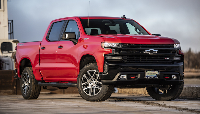 2019-Chevrolet-Silverado-Red-Front-Three-Quarter