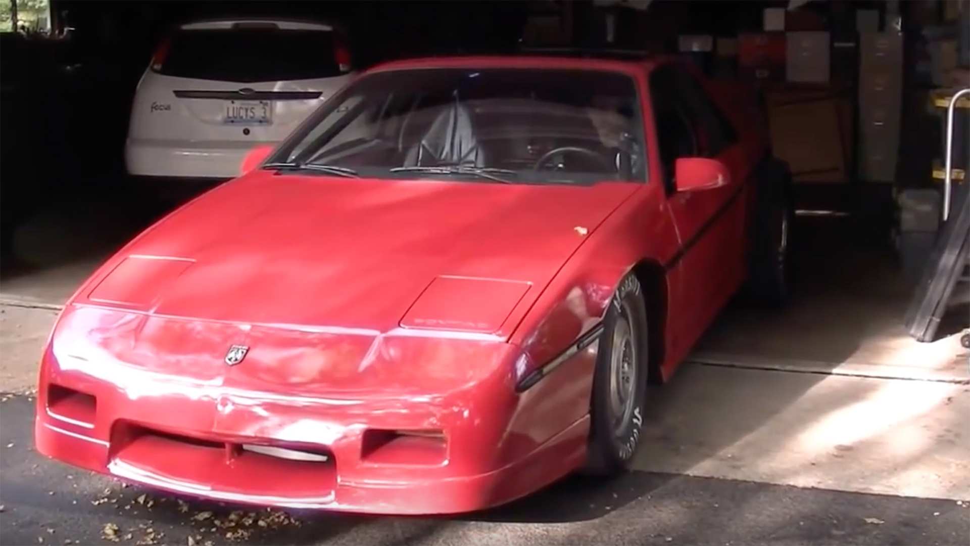 Modified Pontiac Fiero Packs 600-HP V8 Engine: Video | GM Authority