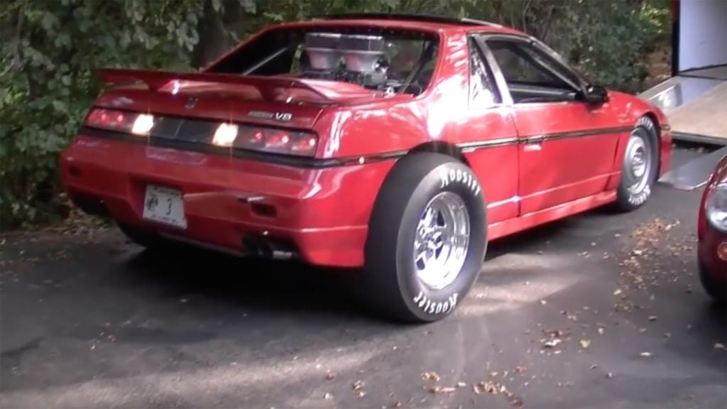 Pontiac-Fiero-V8-002