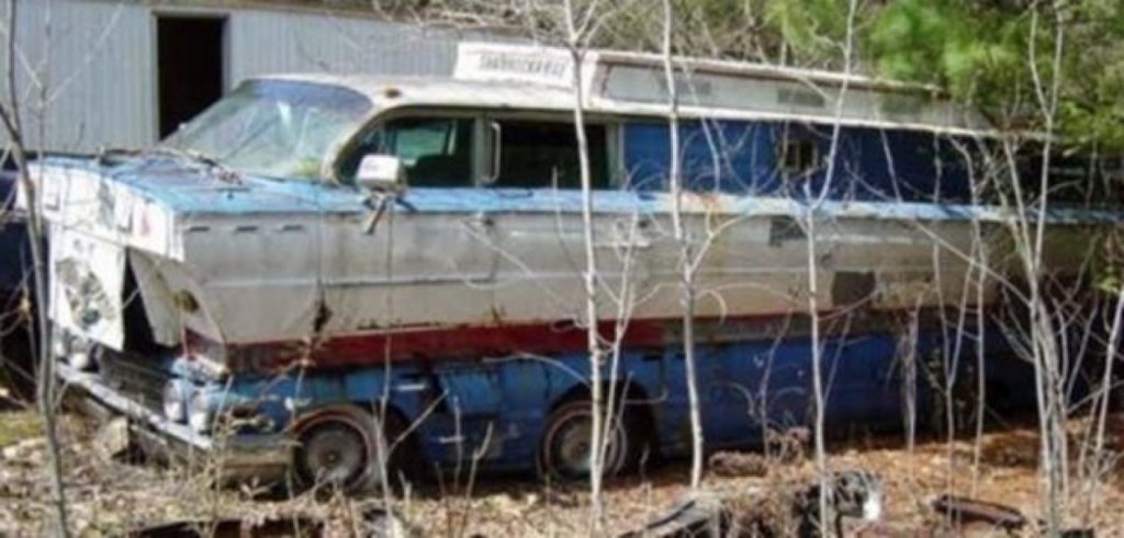 1962 Buick Motor Home 004