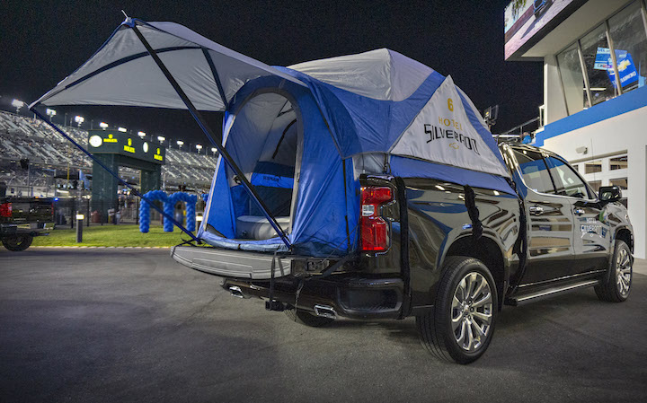 A deserving fan and his closest family and friends will use Silverado’s Durabed — the most functional bed of any full-size truck — to camp out during Daytona 500 weekend