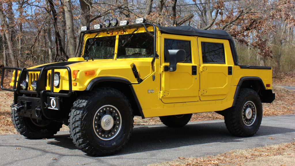 yellow hummer h4