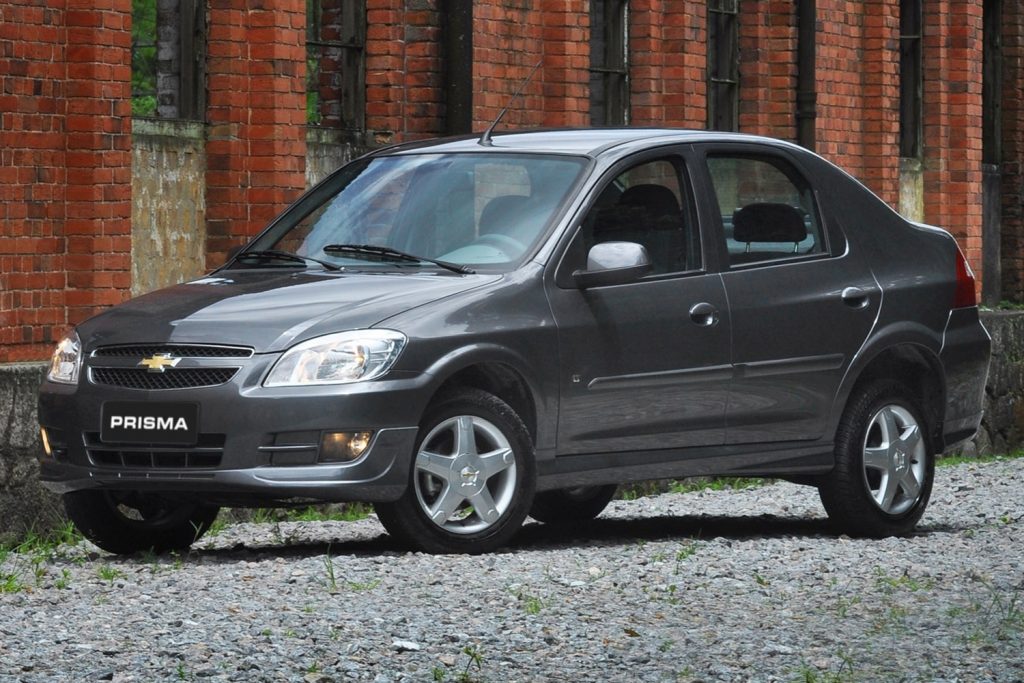 Chevrolet - Chegou o Chevrolet Prisma. O seu Primeiro Sport Sedan!