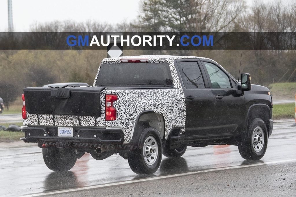 2020 Chevrolet Silverado HD Testing with GMC MultiPro Tailgate 005