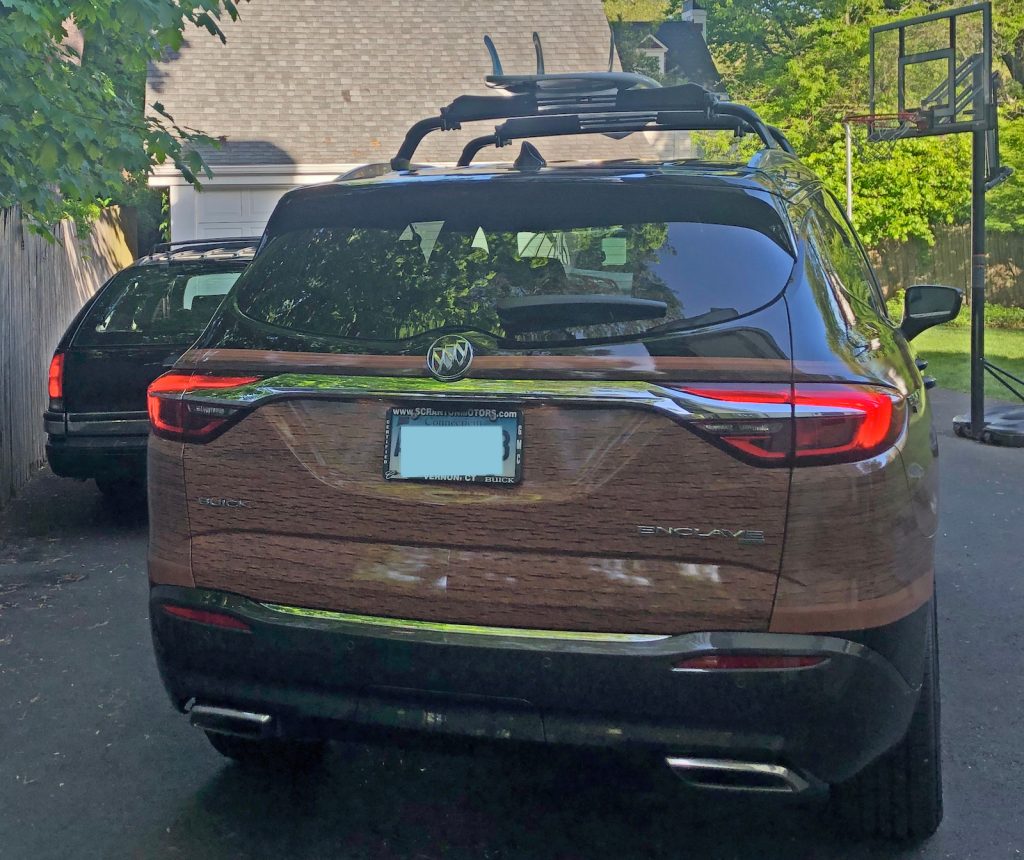2019-Buick-Enclave-Woody-3