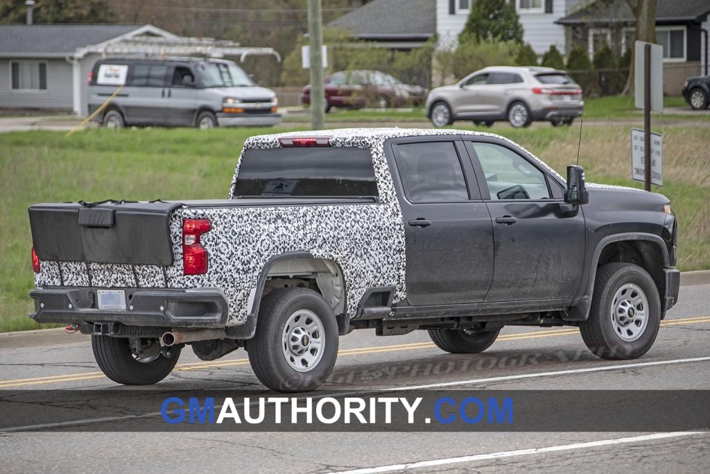 2020 Chevy Silverado HD prototype testing new multifunction tailgate in May 2019
