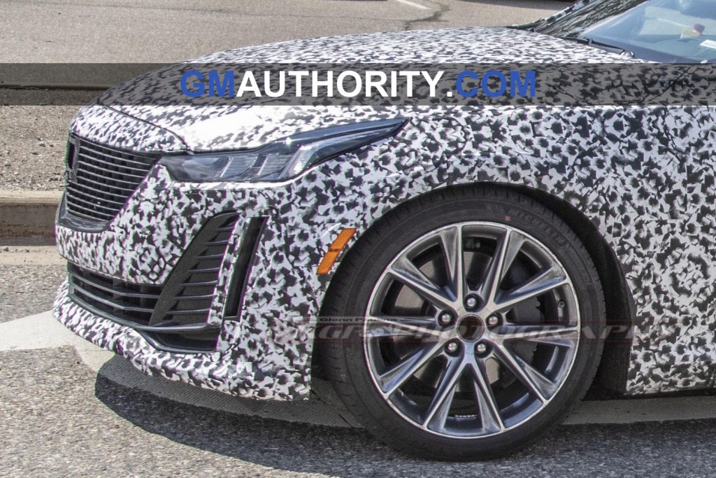 Potential Cadillac CT5-V Prototype - May 2019 - Spy Pictures Photos 009