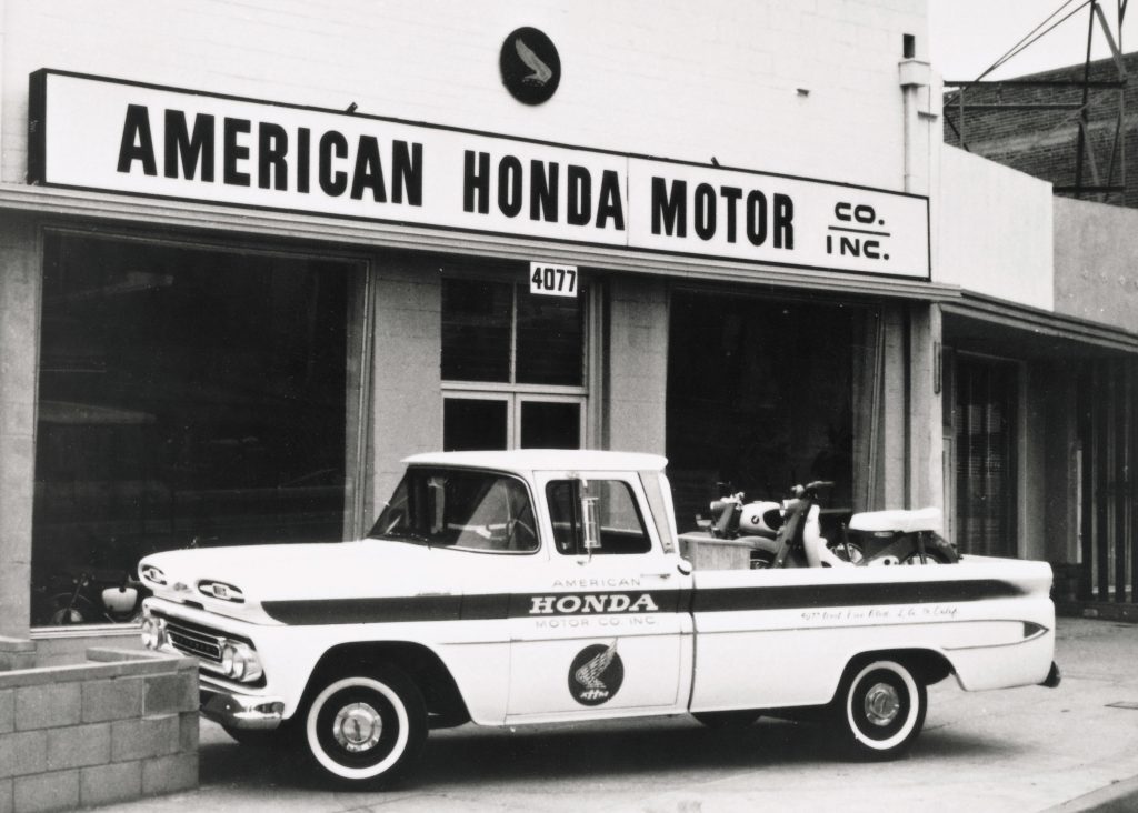 1961 Chevrolet Apache Honda delivery truck