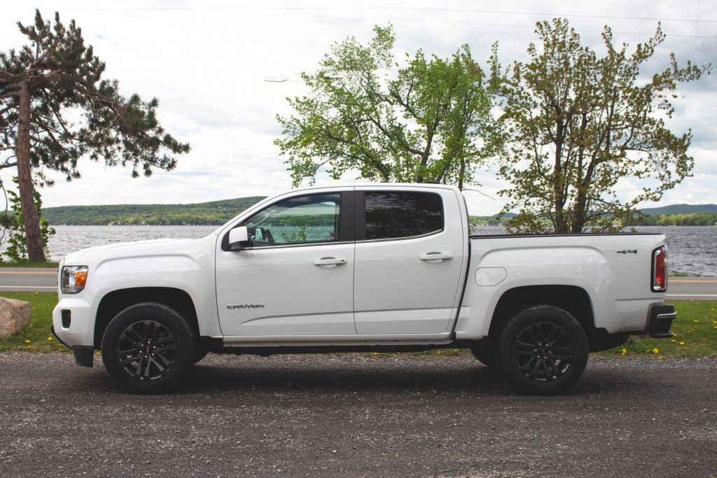 2019 GMC Canyon SLE Elevation - First Drive - June 2019 - Exterior 004 - side