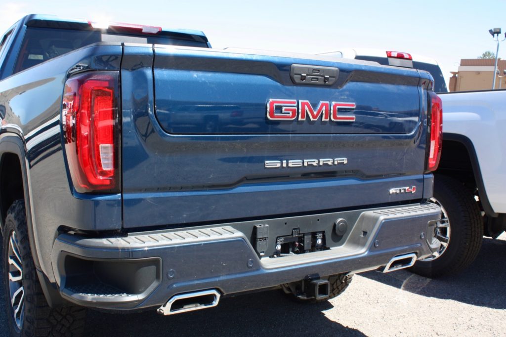 Multipro Tailgate Standard On Gmc Sierra Sle Elevation Gm Authority