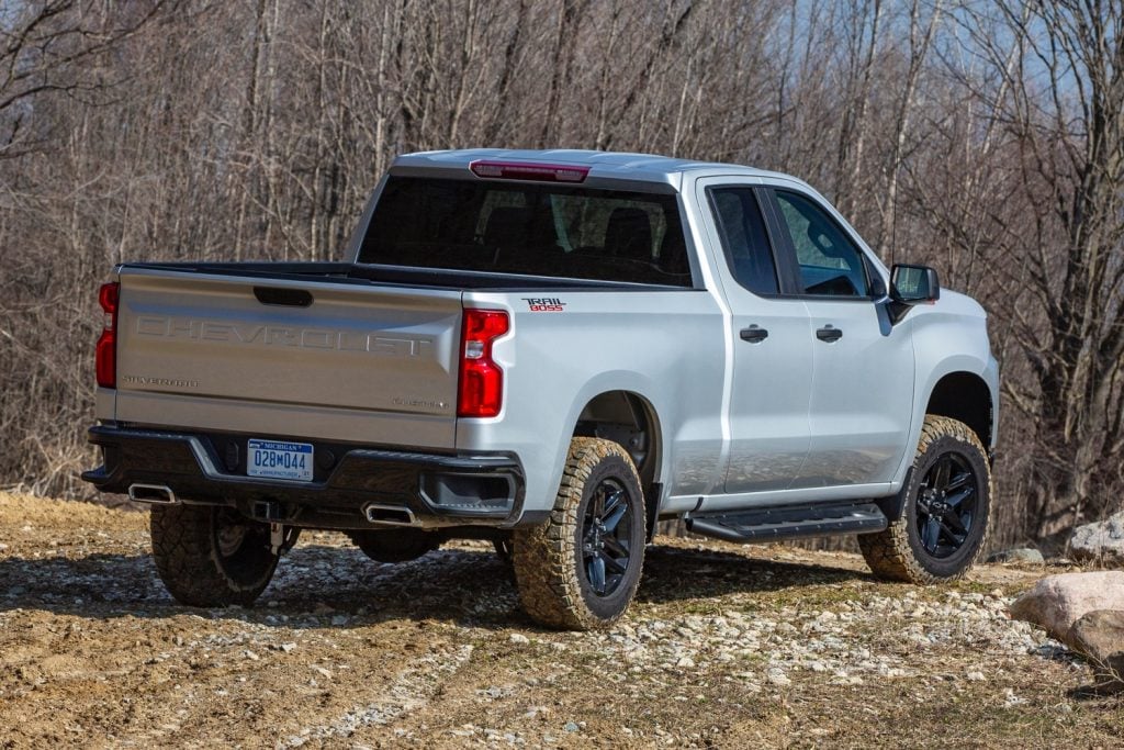 2020 chevrolet silverado trail boss accessories