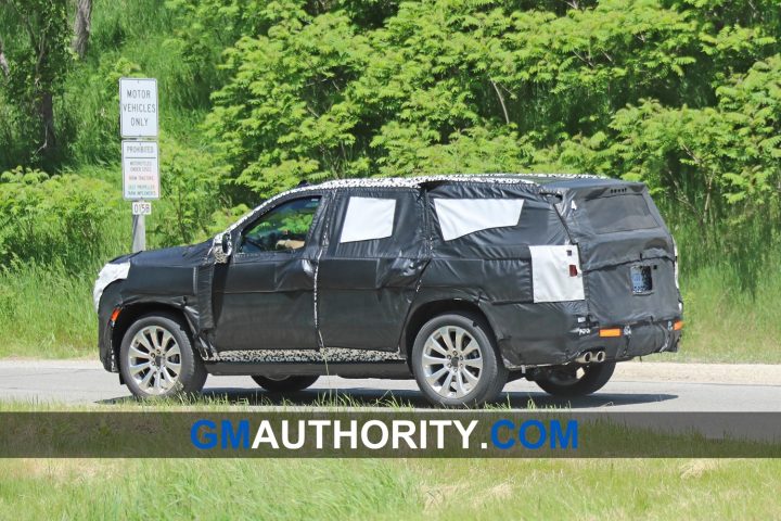 2021 Chevrolet Tahoe Spied Doing Some Relaxed Driving | GM Authority