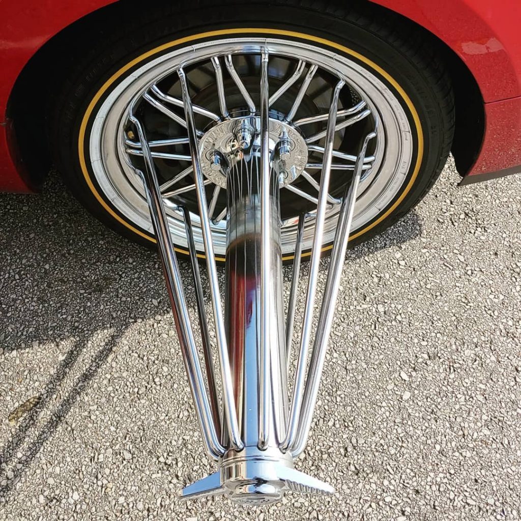 Cadillac ATS Sedan with hilarious wheels - wheel