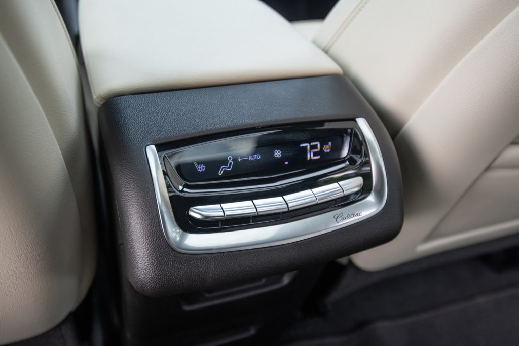 2020 Cadillac XT6 Sport - Interior - First Drive - July 2019 006 rear of center console second row