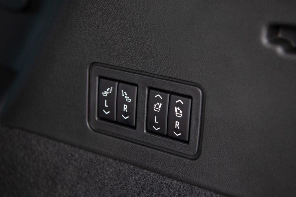 2020 Cadillac XT6 Sport - Interior - First Drive - July 2019 009 seat folding controls