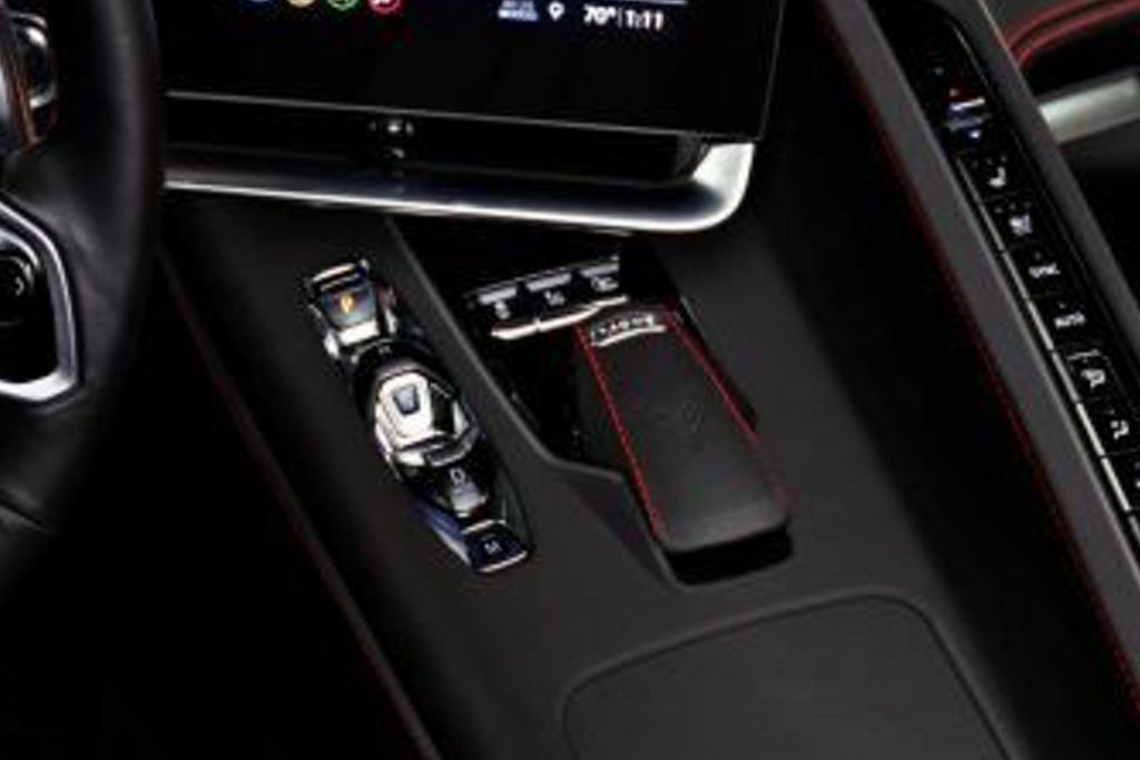 2020 Chevrolet Corvette C8 Interior Leak Zoom 003 center console and shifter