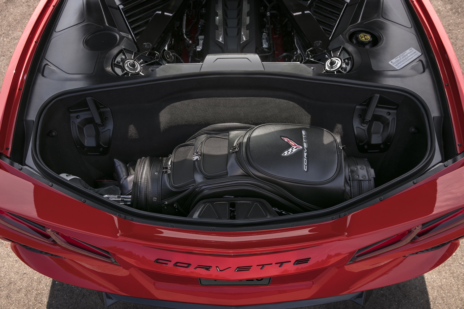 [Bild: 2020-Chevrolet-Corvette-C8-Stingray-Coup...bs-001.jpg]