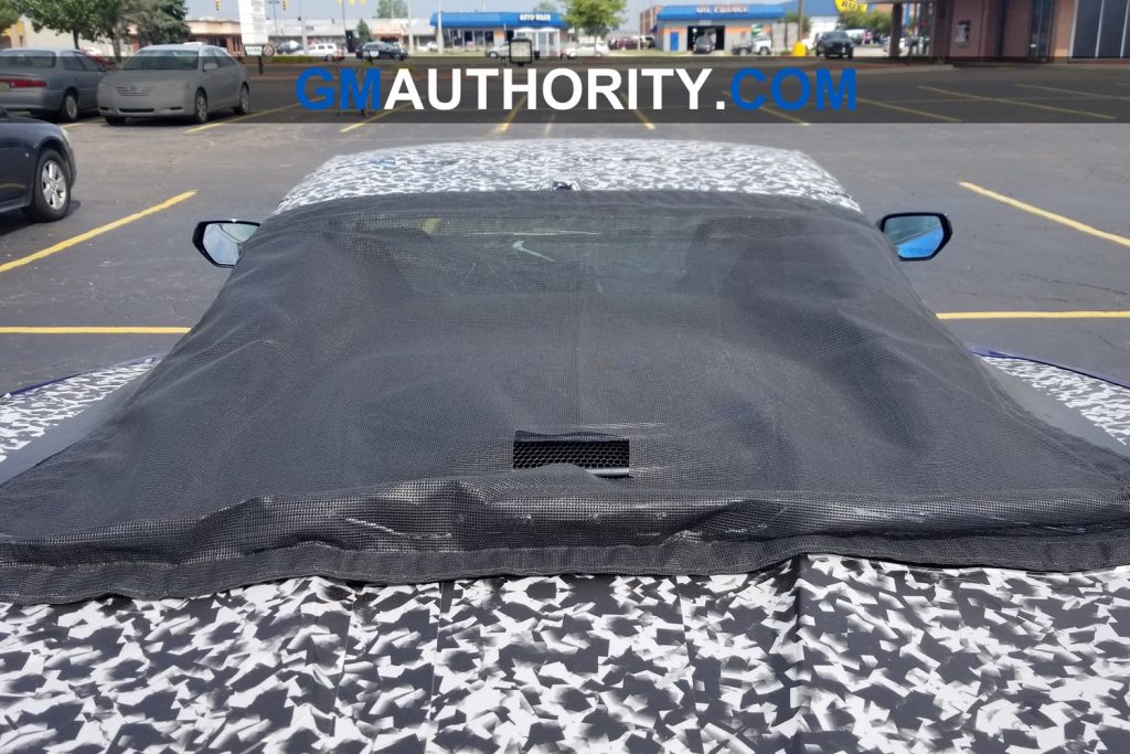 2020 Chevrolet Corvette Convertible Roiof Panel Spy Shots - July 2019 007