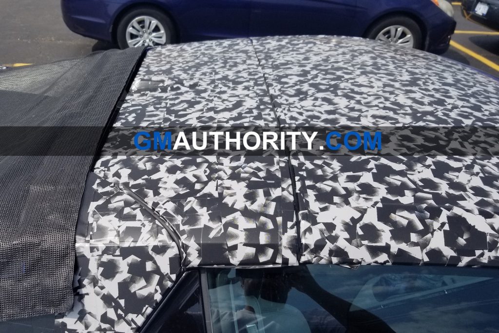 2020 Chevrolet Corvette Convertible Roiof Panel Spy Shots - July 2019 008