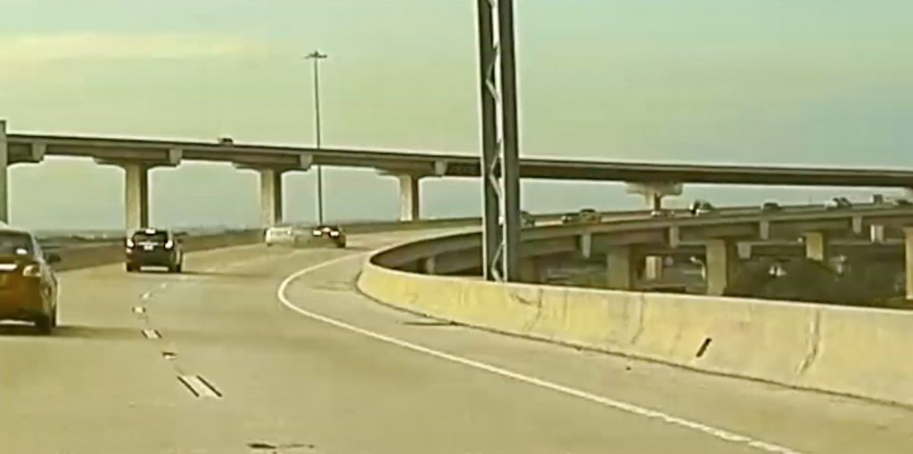 Chevrolet Camaro Tesla Model 3 crash video 007