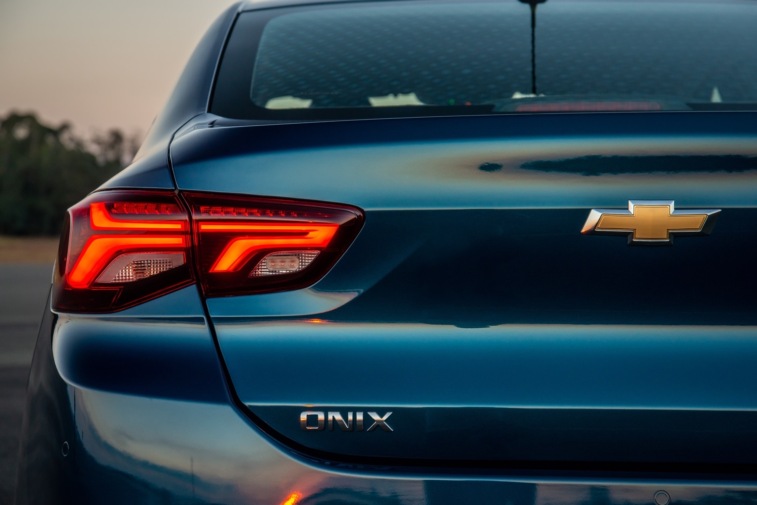 Chevy unveils Onix subcompact hatchback in Brazil - Autoblog