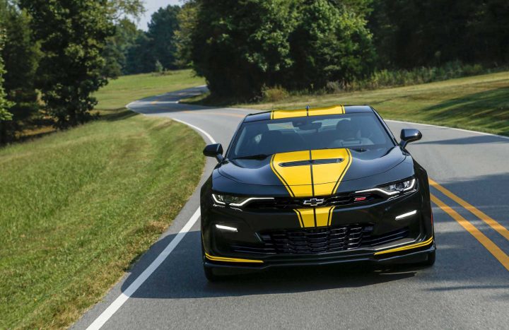 2020 Chevy Camaro SS Hertz/Hendrick Motorsports Edition driving.