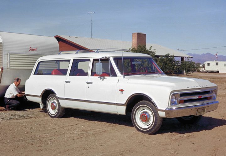 1967 Chevrolet Suburban.