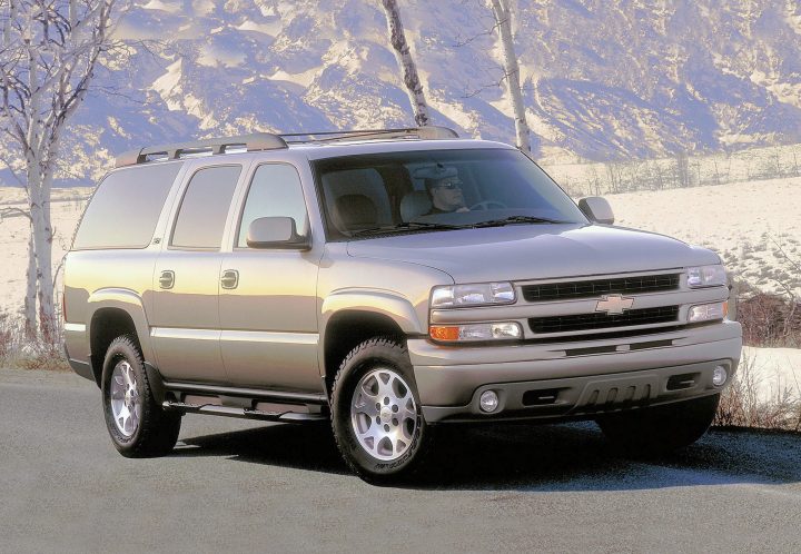 2001 Chevrolet Suburban.