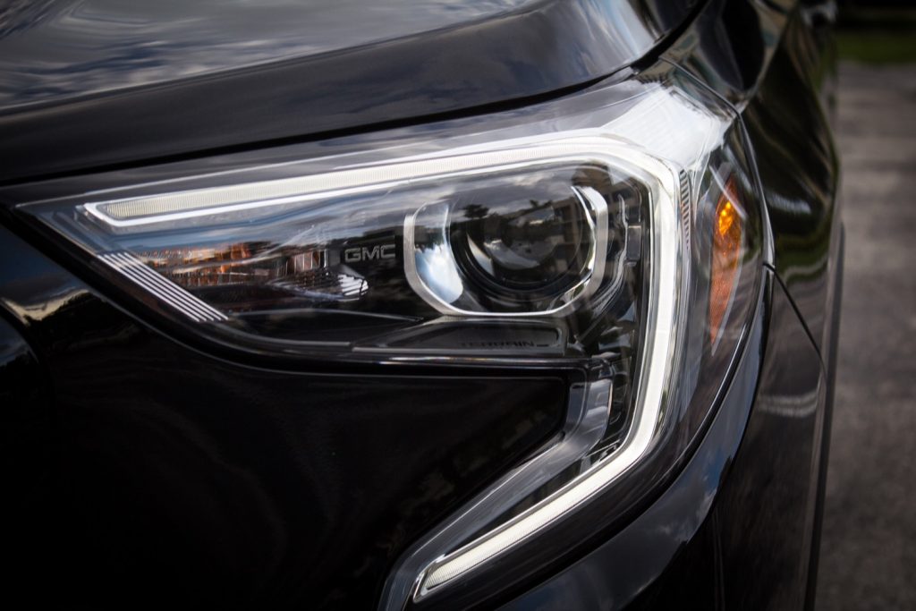 Gmc Terrain Features Logo Graphic Inside Headlamp Gm Authority