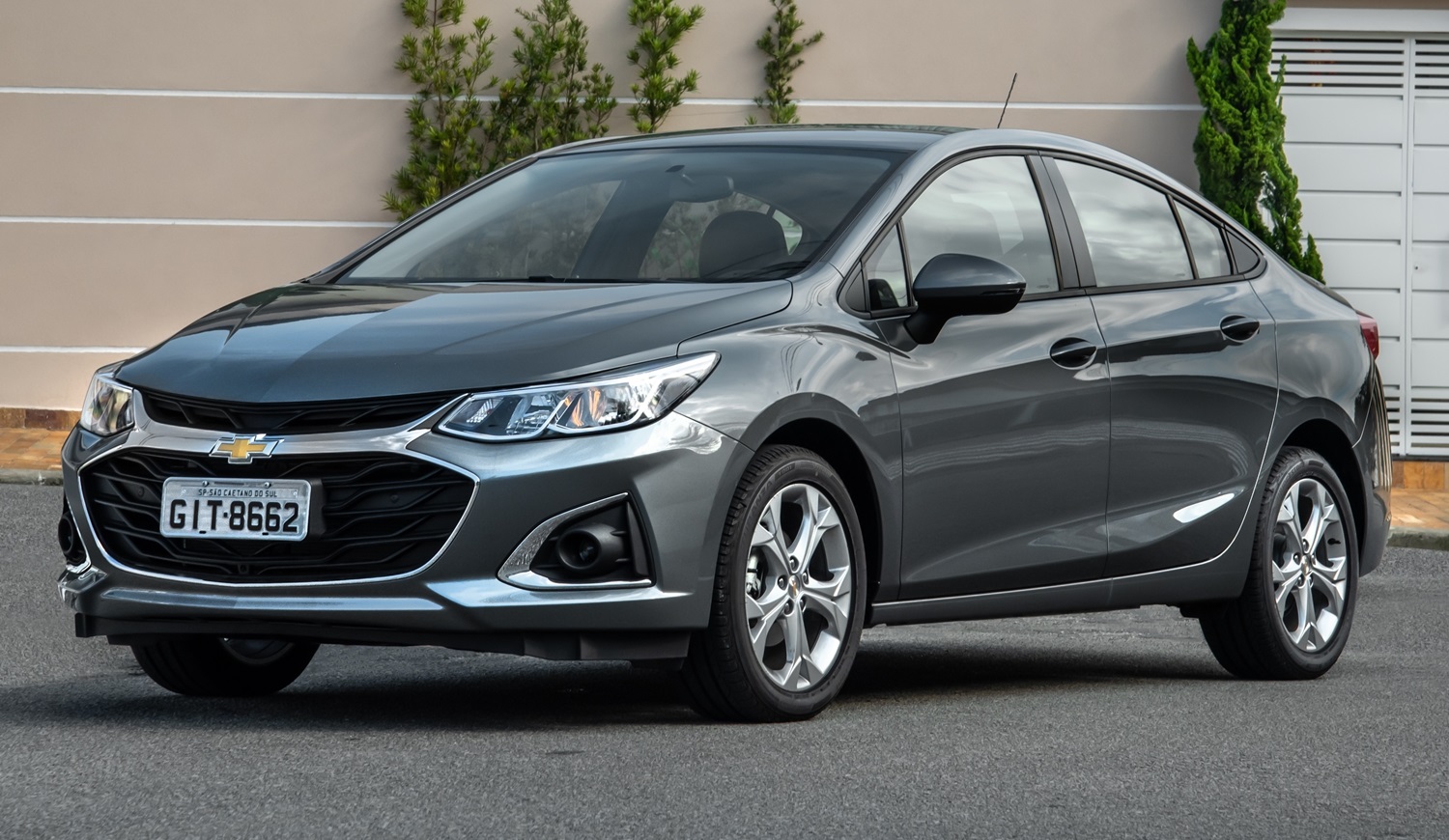 GM Completes 9 Chevrolet Cruze Offer In South America  GM