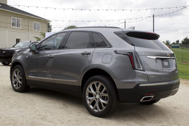 Rear three quarters view of the 2024 Cadillac XT5.