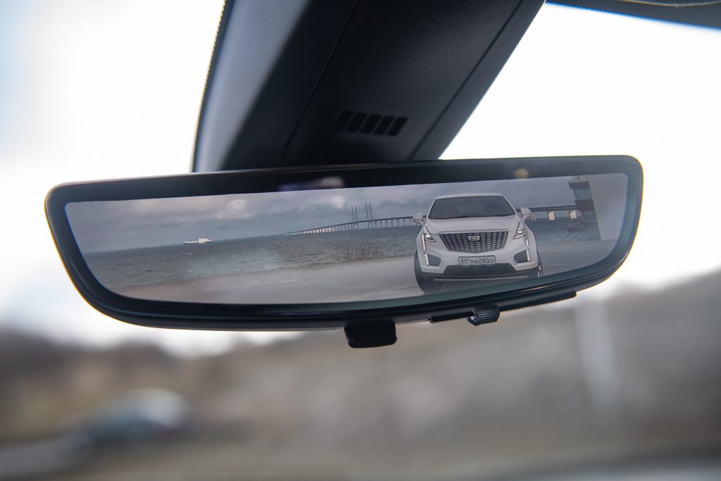 The Rear Camera Mirror in the 2020 Cadillac XT5