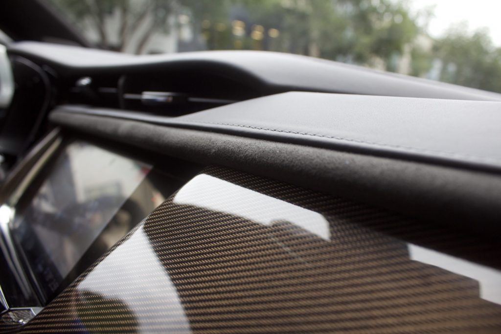 2020 Cadillac XT6 Premium Luxury with Platinum Package and Bronze Carbon Fiber trim