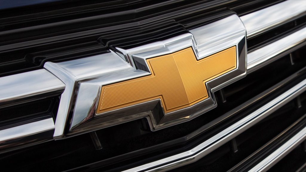 The Chevy bow tie badge on a 2021 Chevy Equinox grille.