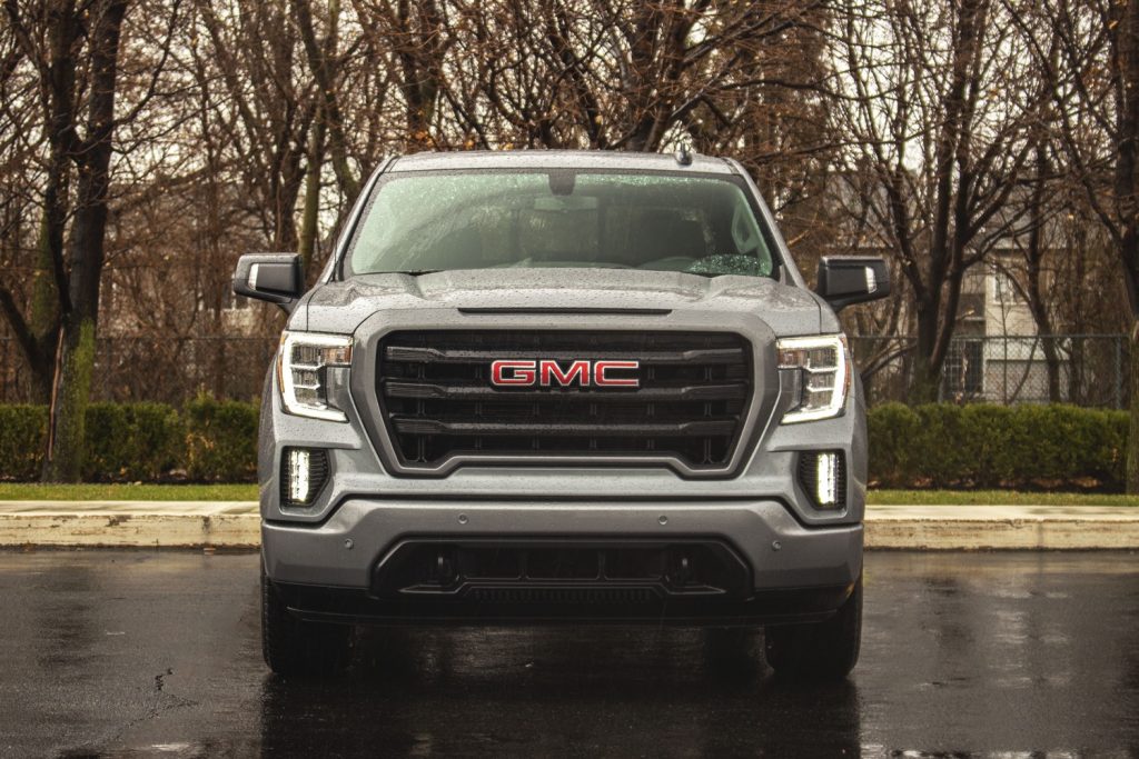 Some units of the 2022 GMC Sierra 1500 may exhibit brake line clearance issues.