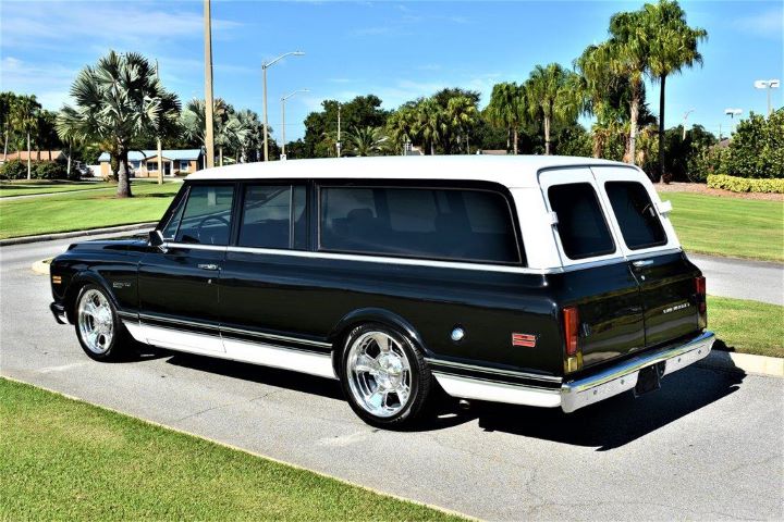 restored 1971 chevrolet suburban for sale gm authority restored 1971 chevrolet suburban for