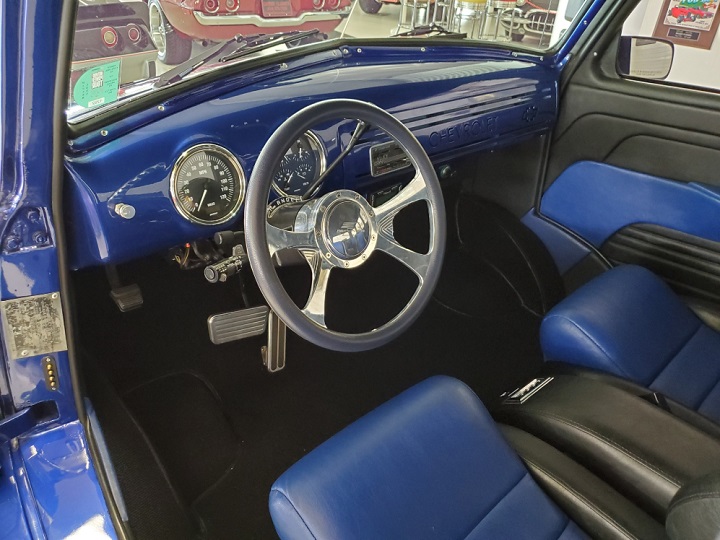 1948 chevy deals truck interior