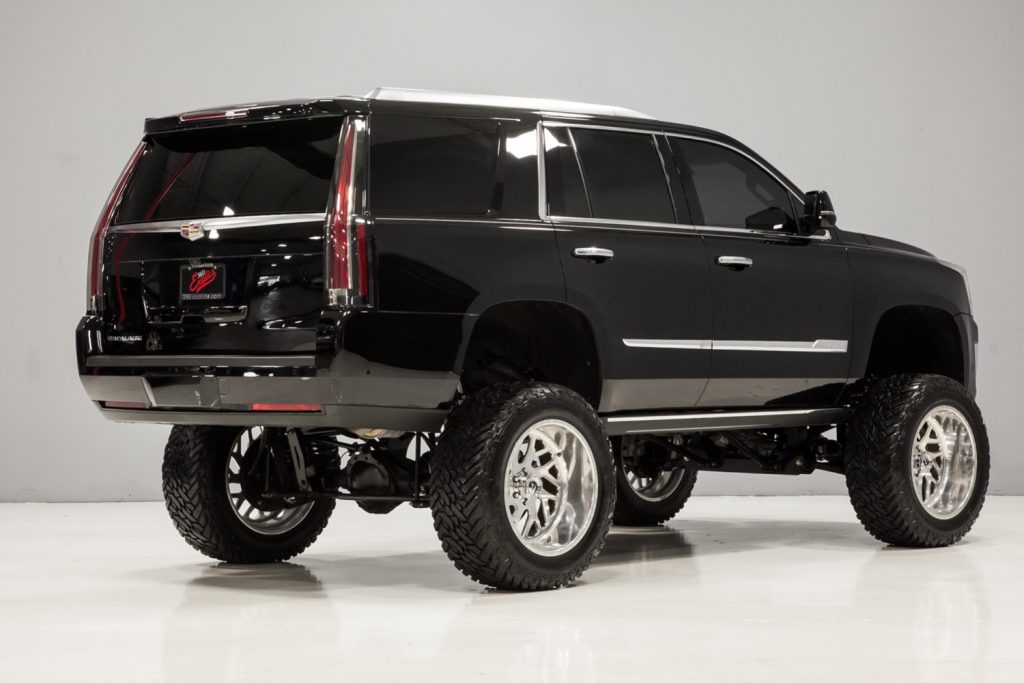 Lifted Cadillac Escalade Makes 750 Supercharged HP | GM Authority