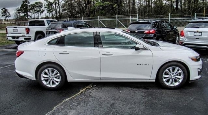 2019 on sale malibu hybrid